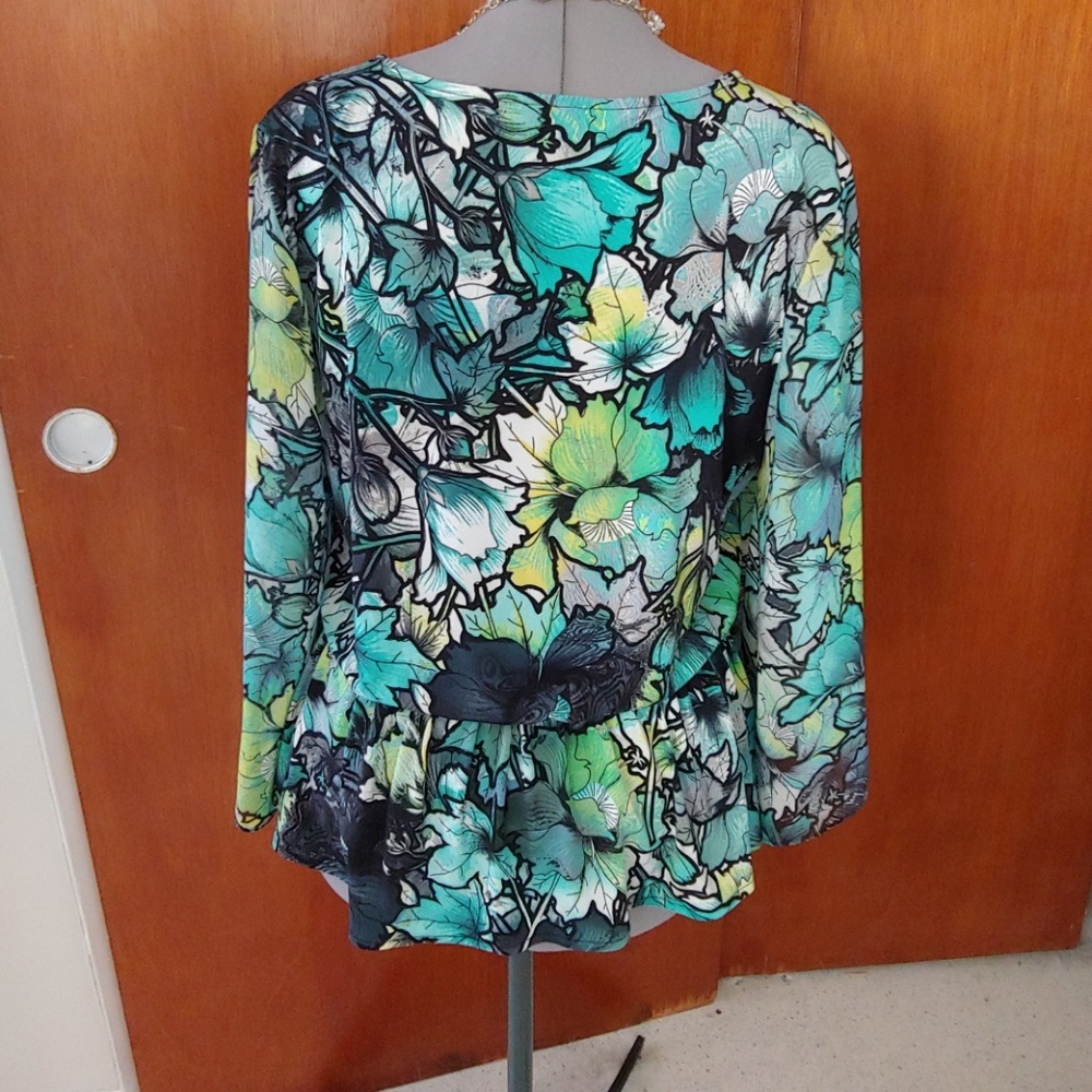 Style & co. Blouse - Picture 2 of 3